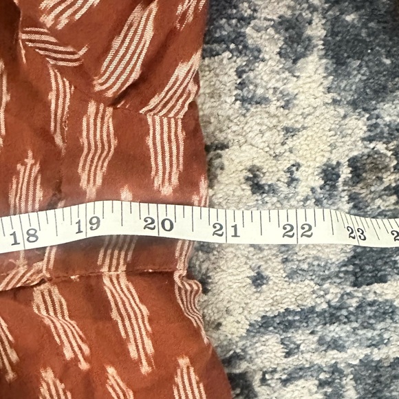 MATTA YAMINI IKAT DRESS - RUST LOZENGES
Size L - Picture 9 of 11